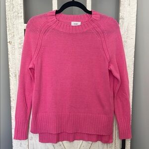 NWOT Women’s Old Navy Bubblegum Pink Crew Neck Sweater